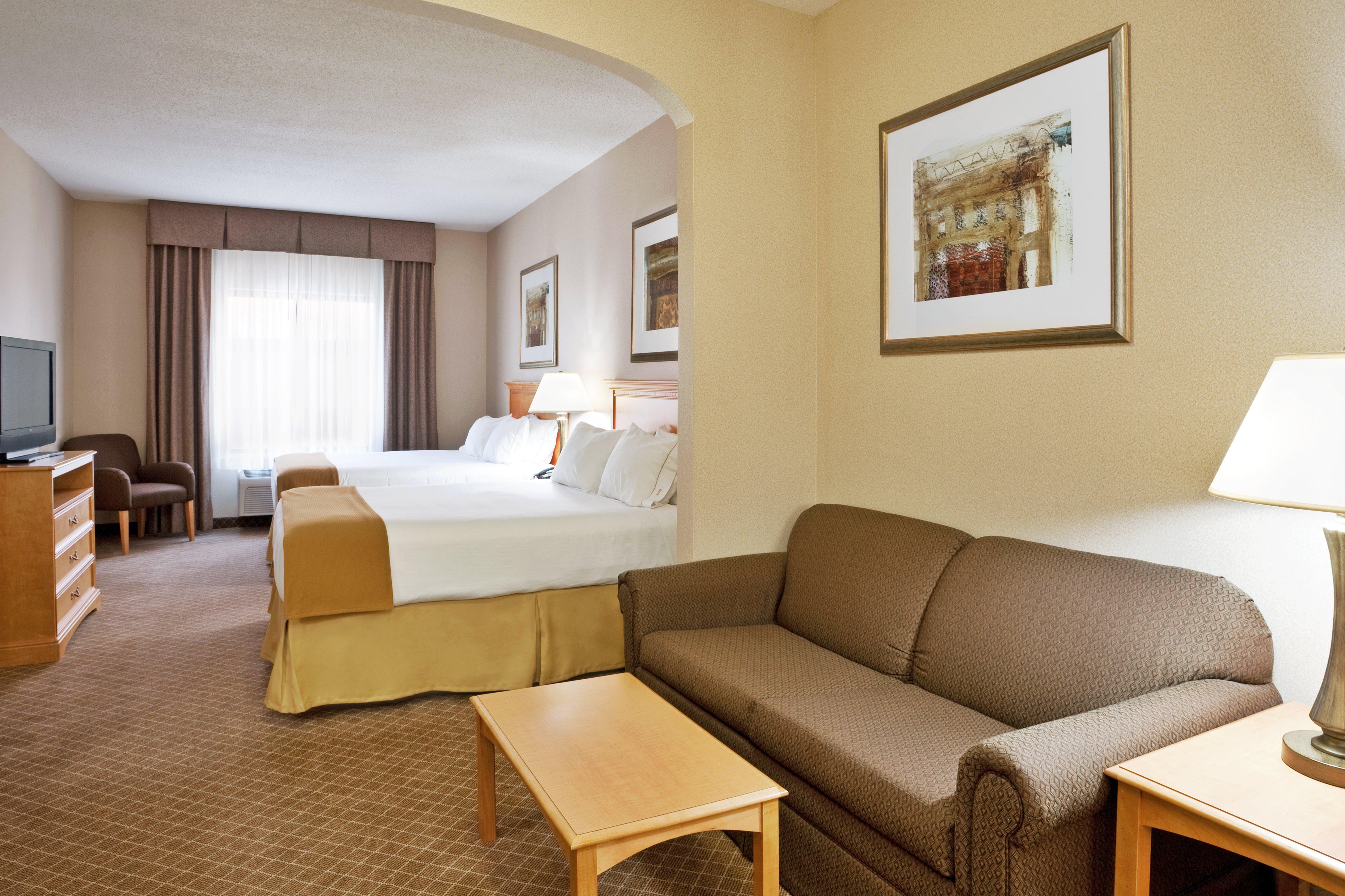 Holiday Inn Express Hotel & Suites Chesterfield - Selfridge Area By Ihg Exterior photo
